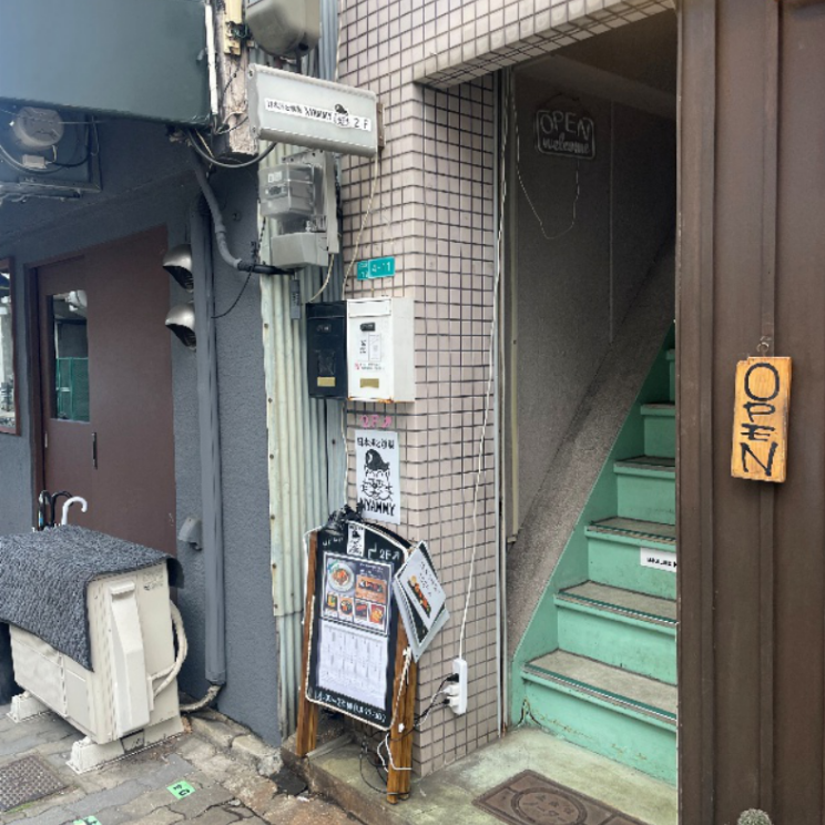 道のり写真③50～60mほど進むと目的地到着