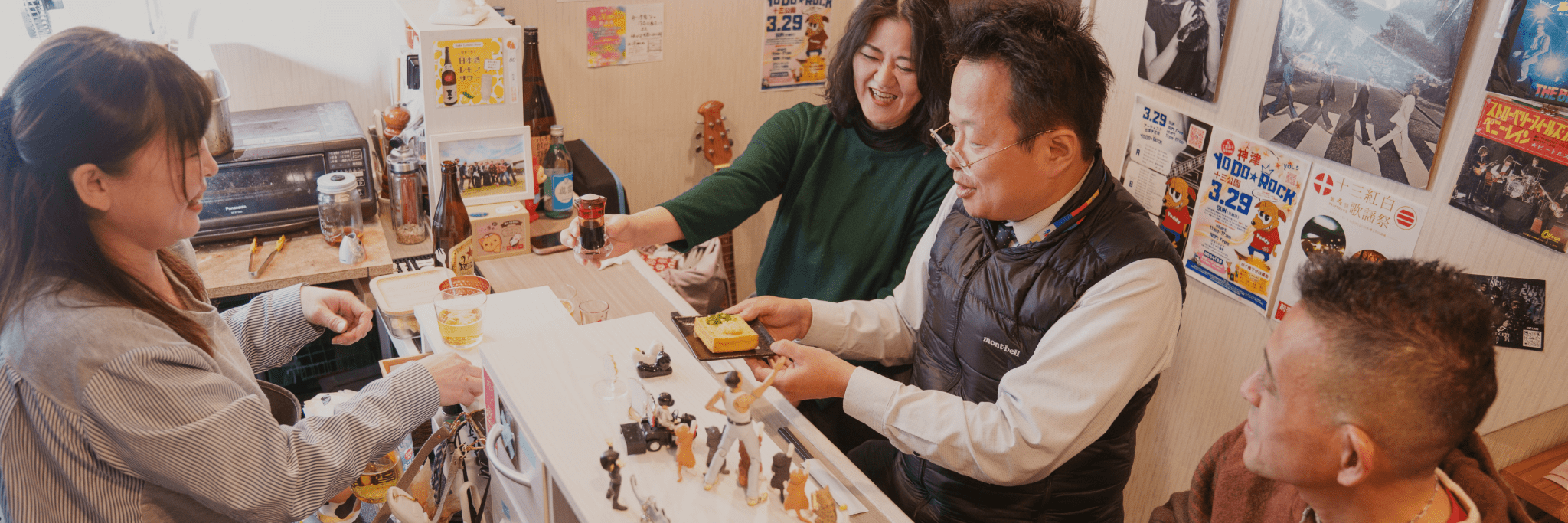 常連様でにぎわう店内